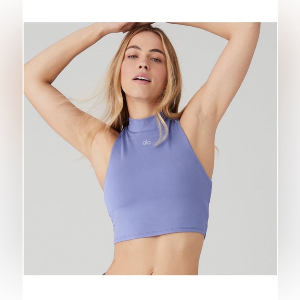 nwot ALO YOGA - razor back bra tank - size small